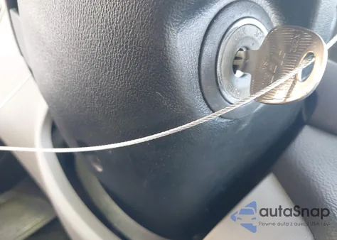 2010 Hyundai Elantra Gls z USA, uszkodzony, nr VIN KMHDU4AD1AU904637